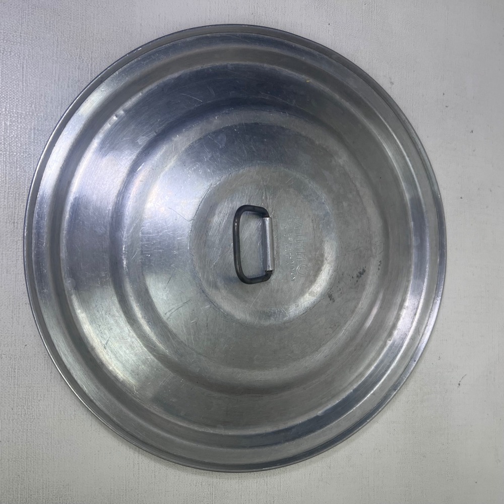 Vintage Mirro Aluminum 8 5/8 Inch Replacement Pot Pan Lid Made in USA Silver